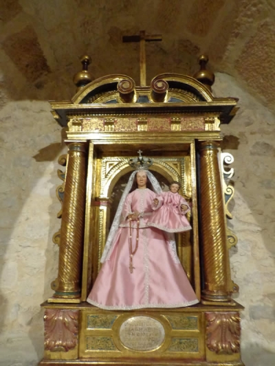 Imagen vestidera de la Virgen Madre - Merindad De Cuesta Urria